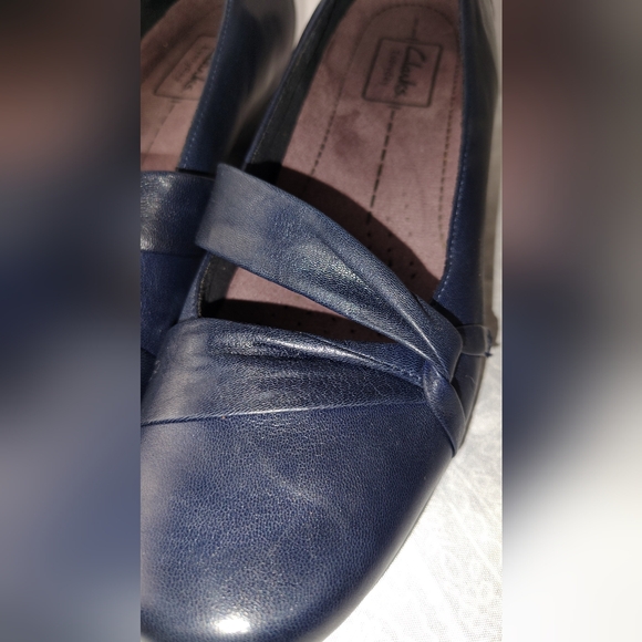Clark's Everyday Comfort Navy Blue Mary Jane Pumps SZ 6M Office Heels Executive - Picture 7 of 16